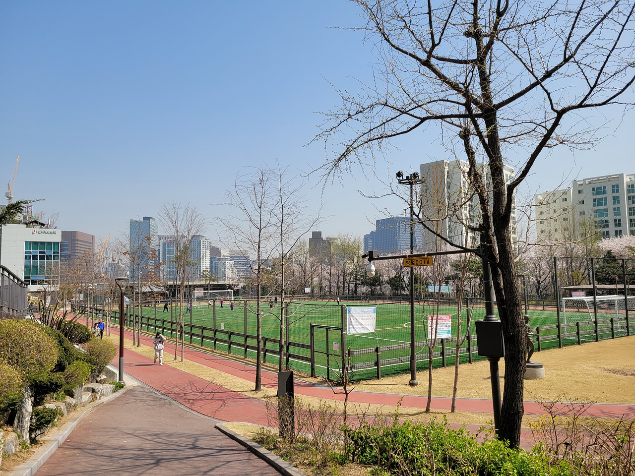 我们可以结 我们可以结